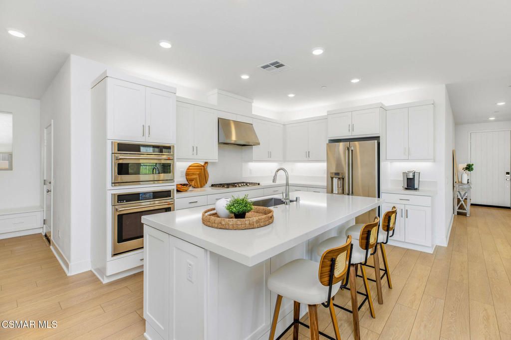 Photo of 716 Edward Scholle Drive, Camarillo, CA 93010 (MLS # 226001717)