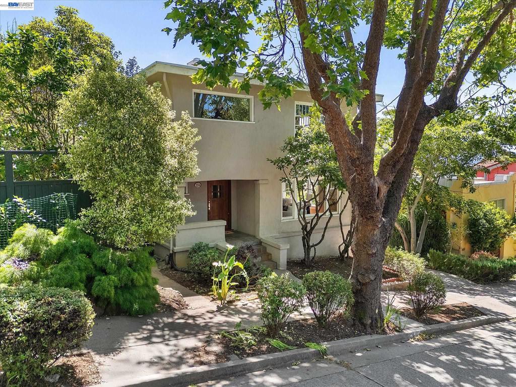 2114 Marin Ave Ave, Berkeley CA 94707