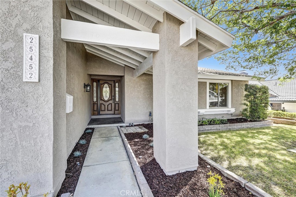 25452 Champlain Road