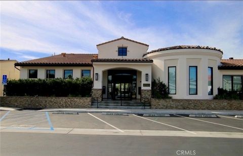 23301 Ridge Route Dr 56 Laguna Hills CA 92653