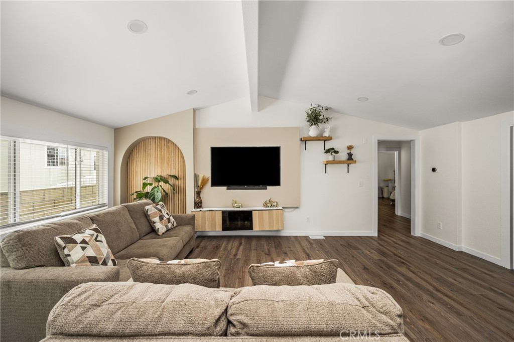 23301 Ridge Route Dr 56