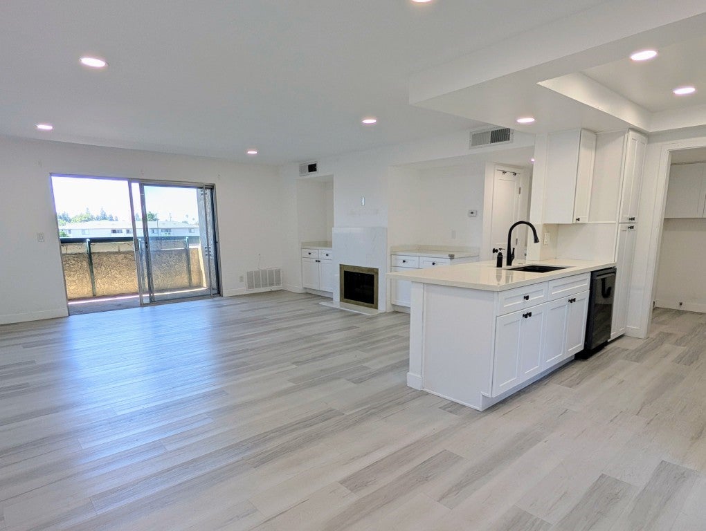 12635 Main 221