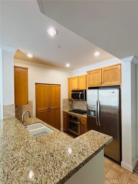 Tiny photo for 2367 Jefferson St #112, Torrance, CA 90501 (MLS # SB25193831)