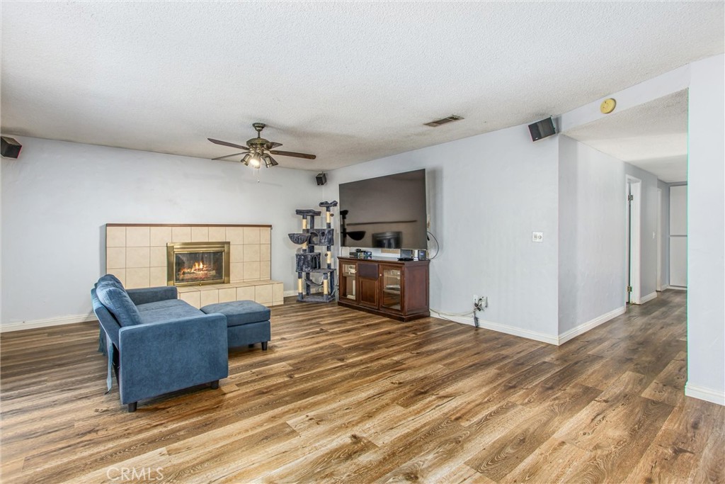 1210 3rd Street