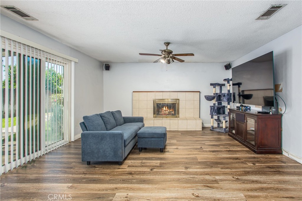 1210 3rd Street