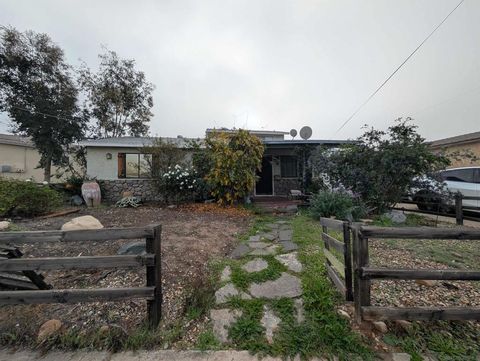 9367 De Camp Dr La Mesa CA 91942