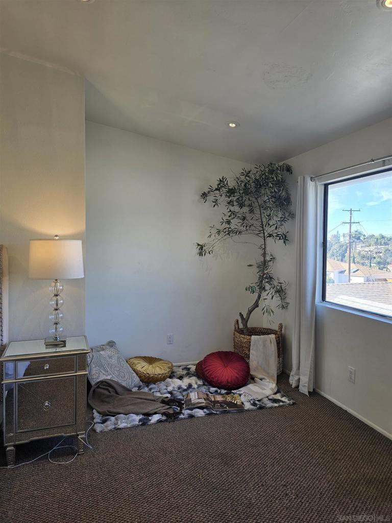 La Mesa - Residential