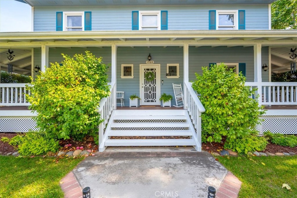1906 Bella Vista Court