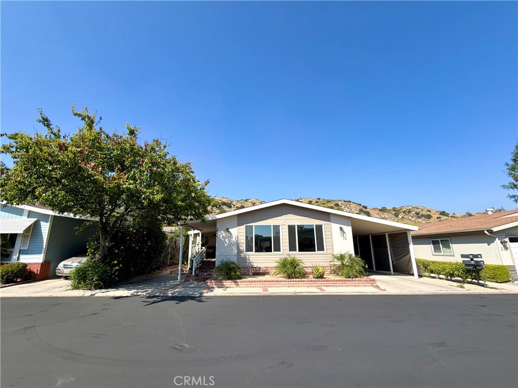 Photo 1 of 19 — 15455 Glenoaks Boulevard 272, Sylmar, CA 91342