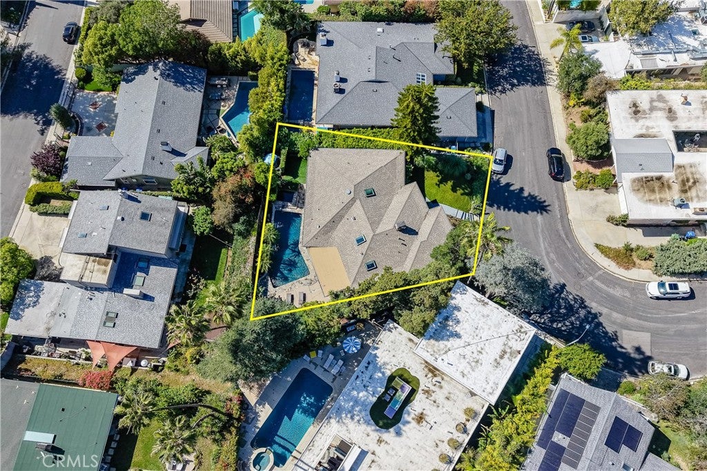Studio City, California, 91604, United States, 3 Bedrooms Bedrooms, ,3 BathroomsBathrooms,Residential,Active,2038116