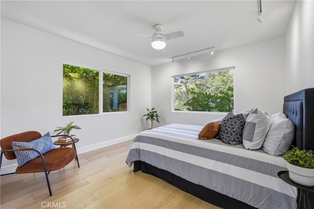 Studio City, California, 91604, United States, 3 Bedrooms Bedrooms, ,3 BathroomsBathrooms,Residential,Active,2038116
