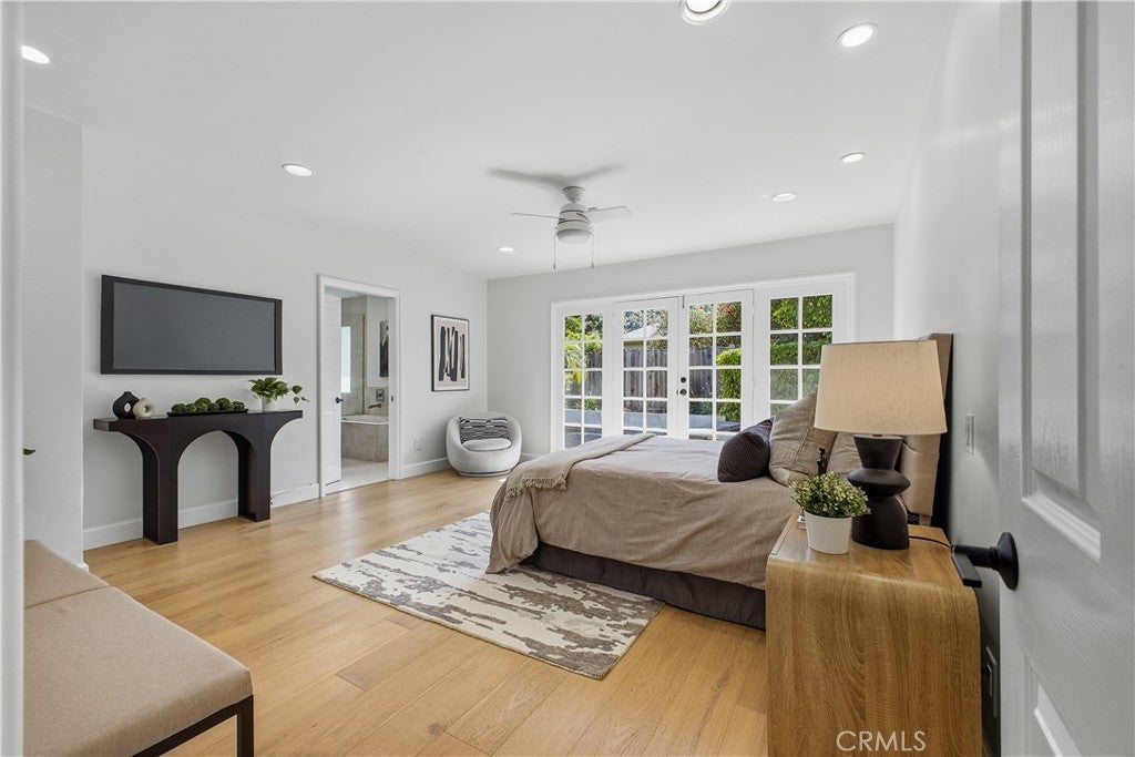 Studio City, California, 91604, United States, 3 Bedrooms Bedrooms, ,3 BathroomsBathrooms,Residential,Active,2038116