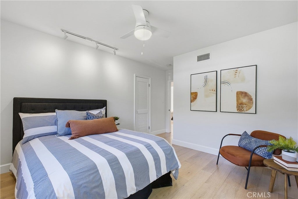 Studio City, California, 91604, United States, 3 Bedrooms Bedrooms, ,3 BathroomsBathrooms,Residential,Active,2038116