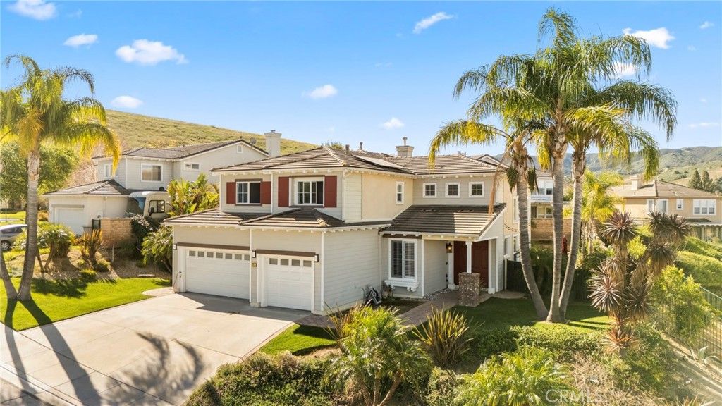 Photo of 964 Corto St, Simi Valley, CA 93065 (MLS # BB26056964)