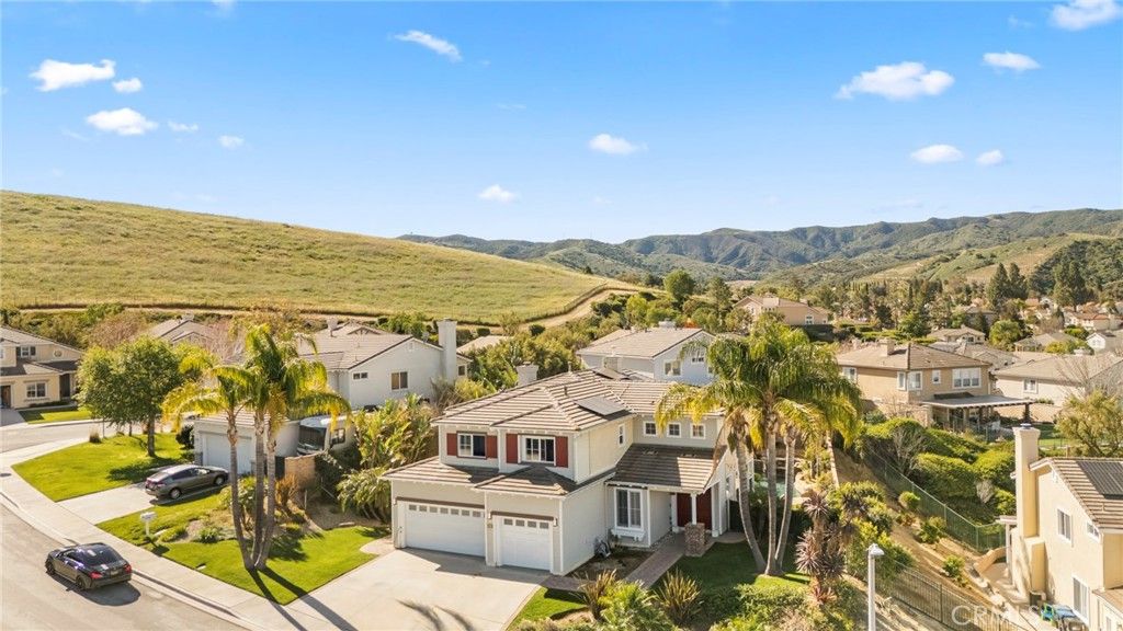 Photo of 964 Corto St, Simi Valley, CA 93065 (MLS # BB26056964)