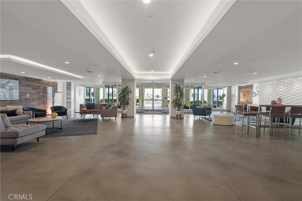 Harbor Place Towers - Residential