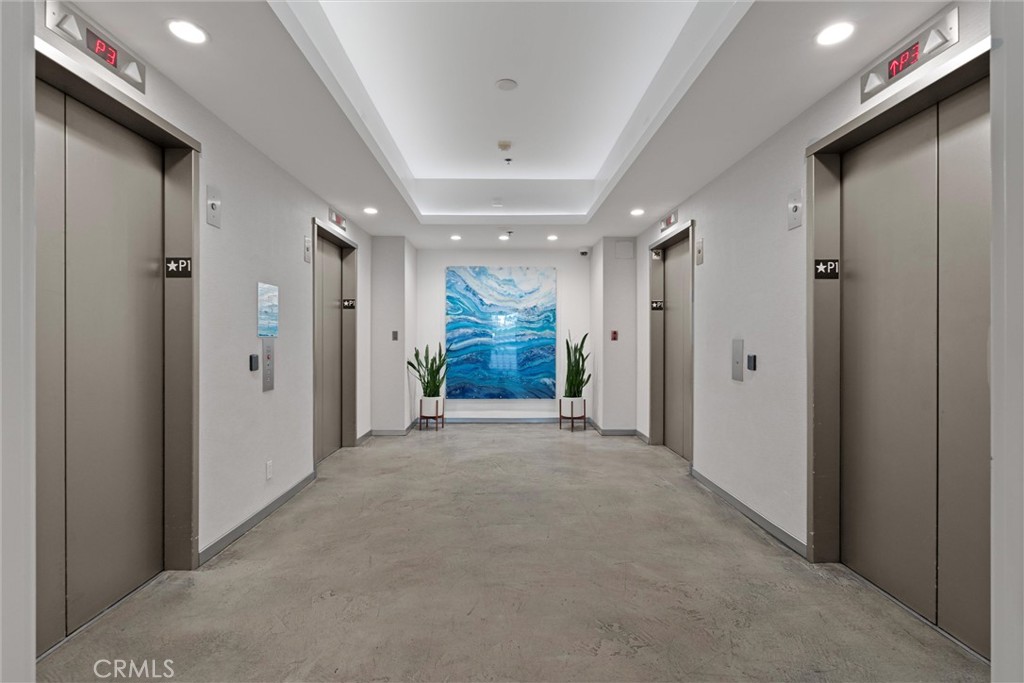 Harbor Place Towers - Residential