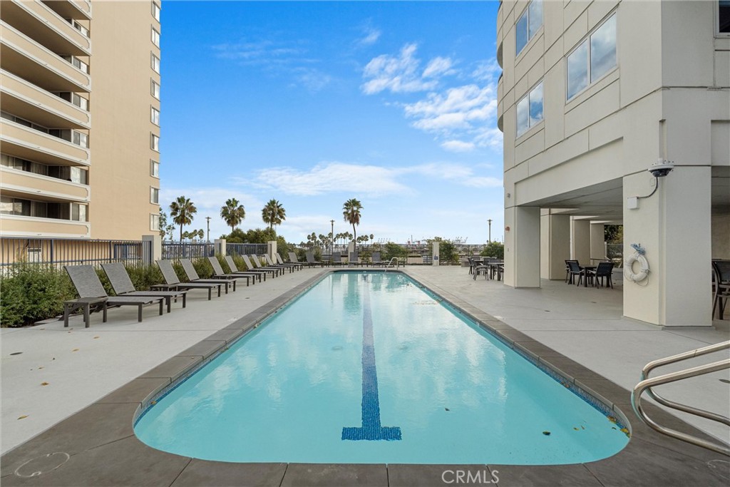 Harbor Place Towers - Residential