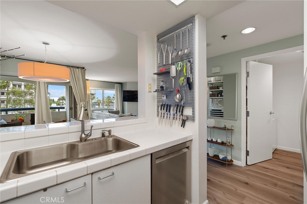 Harbor Place Towers - Residential