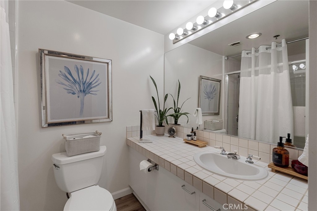 Harbor Place Towers - Residential