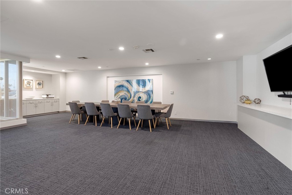 Harbor Place Towers - Residential