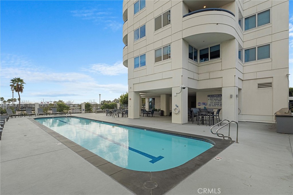 Harbor Place Towers - Residential
