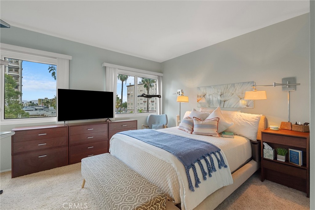 Harbor Place Towers - Residential