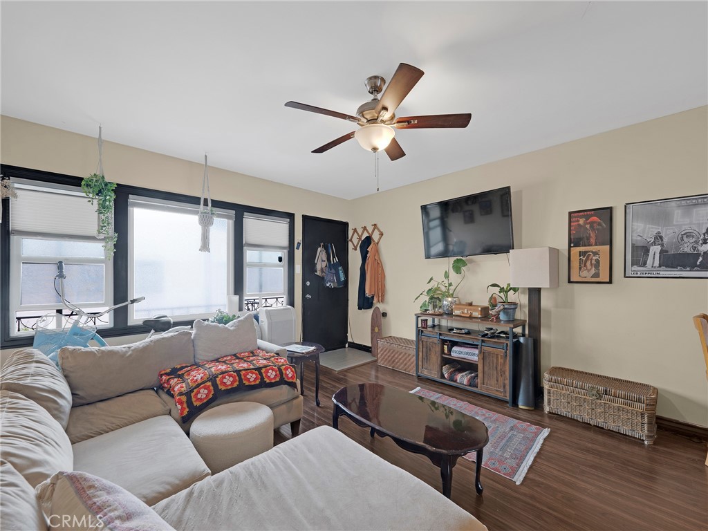 Alamitos Beach (AB) - Residential