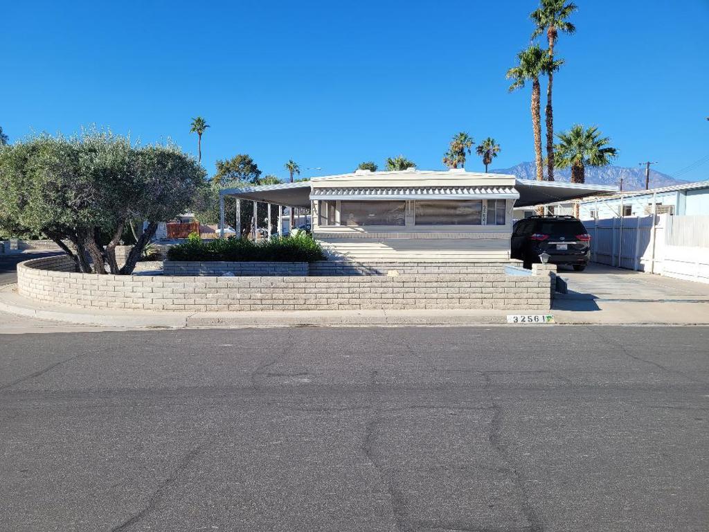 Tri Palm Estates - Manufactured In Park