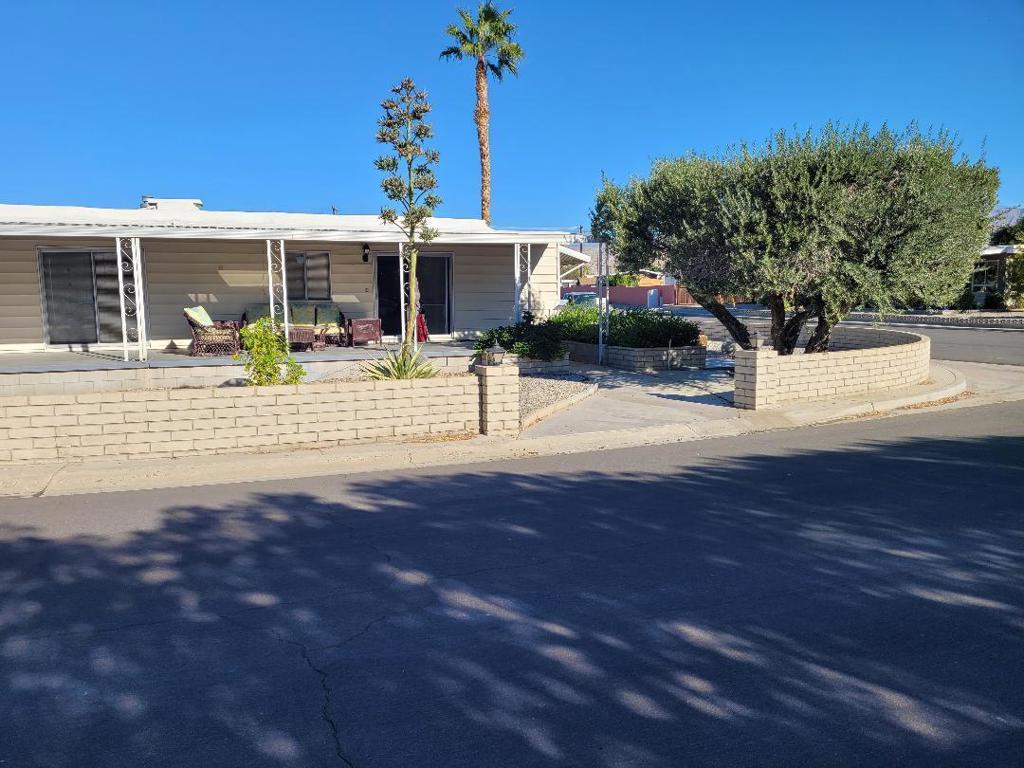 Tri Palm Estates - Manufactured In Park