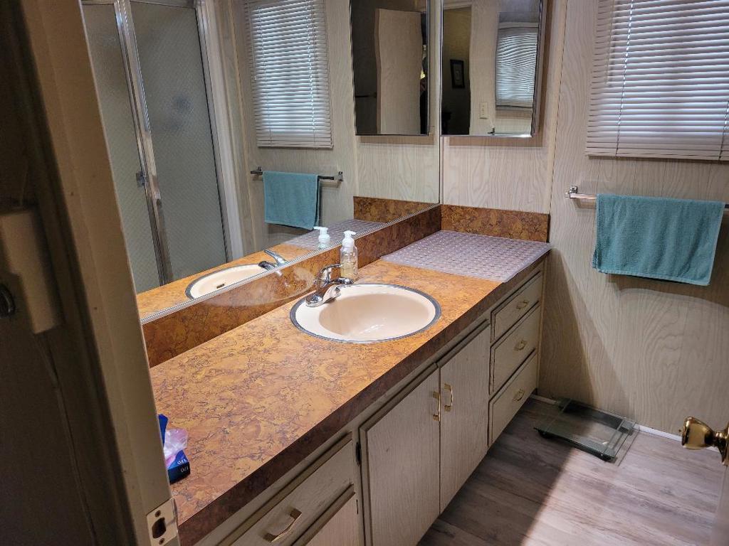 Tri Palm Estates - Manufactured In Park