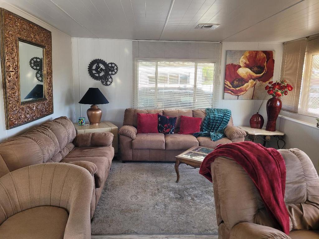 Tri Palm Estates - Manufactured In Park