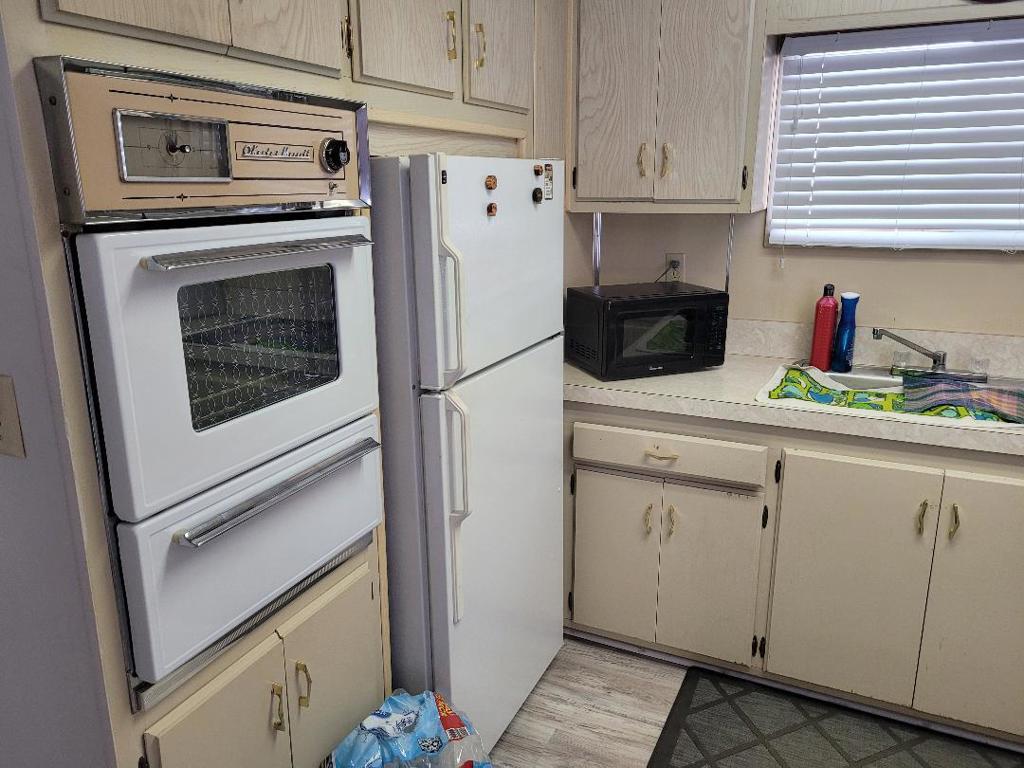 Tri Palm Estates - Manufactured In Park