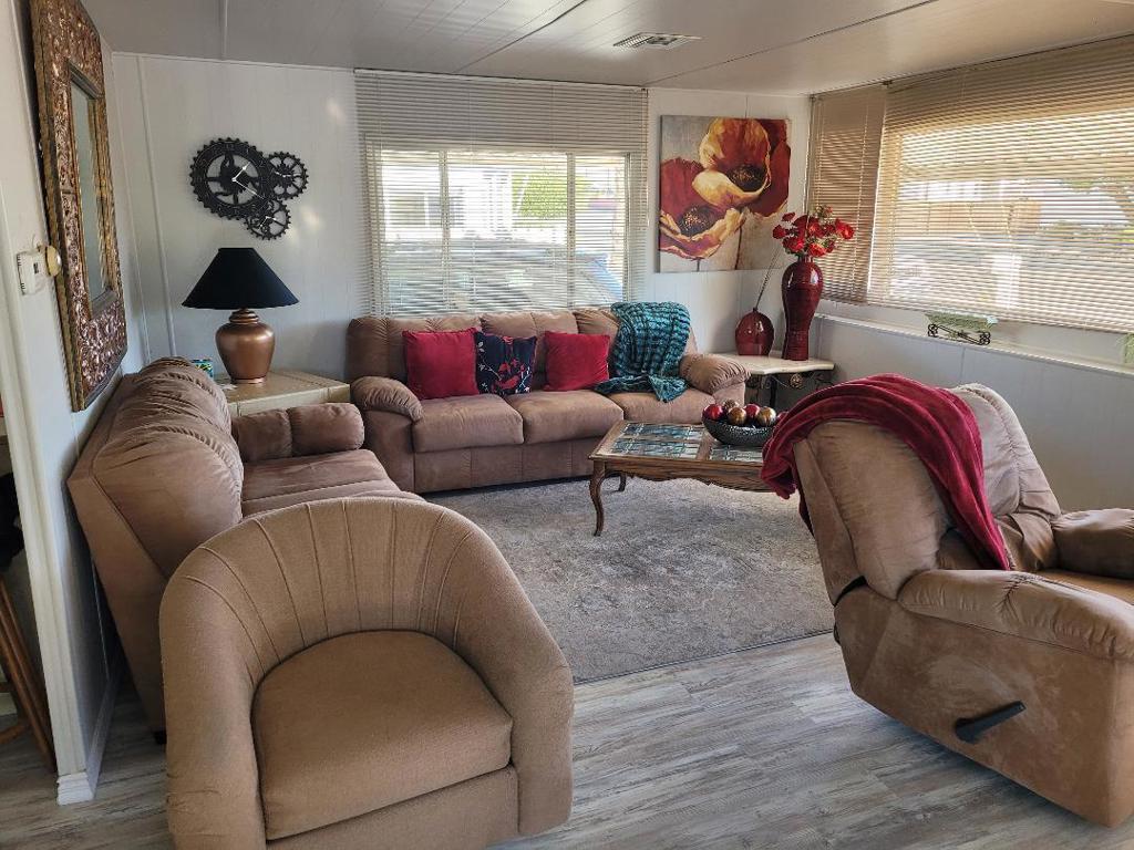 Tri Palm Estates - Manufactured In Park