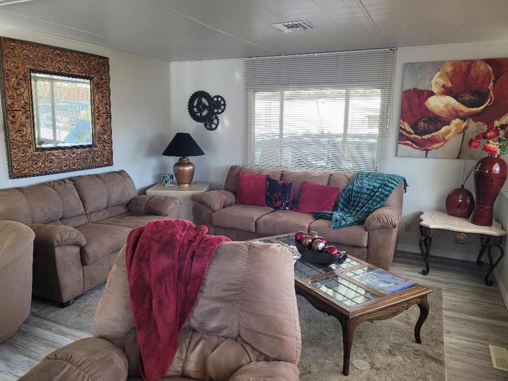 Tri Palm Estates - Manufactured In Park