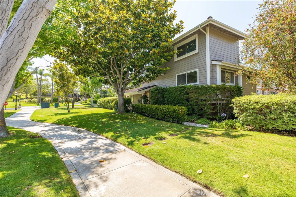 11 Catalina Court