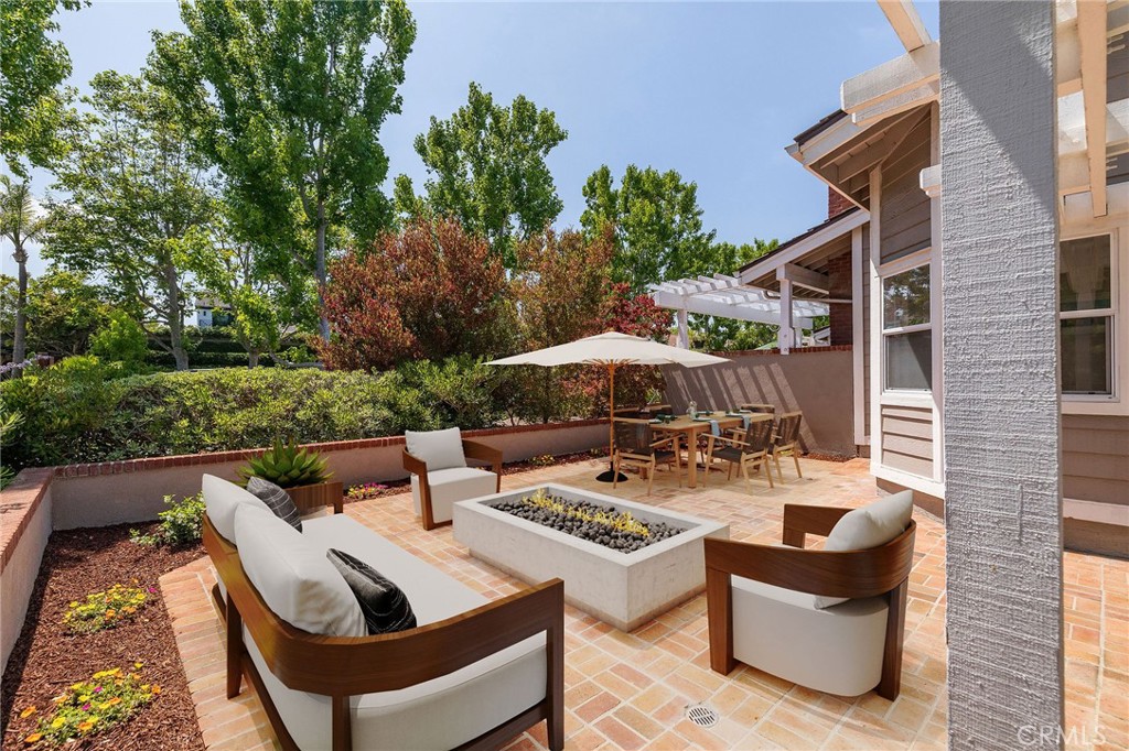 11 Catalina Court