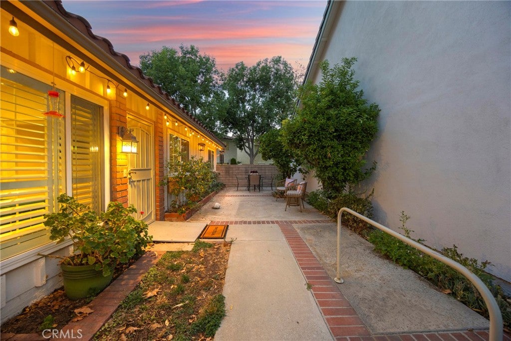 11275 Lowell Court