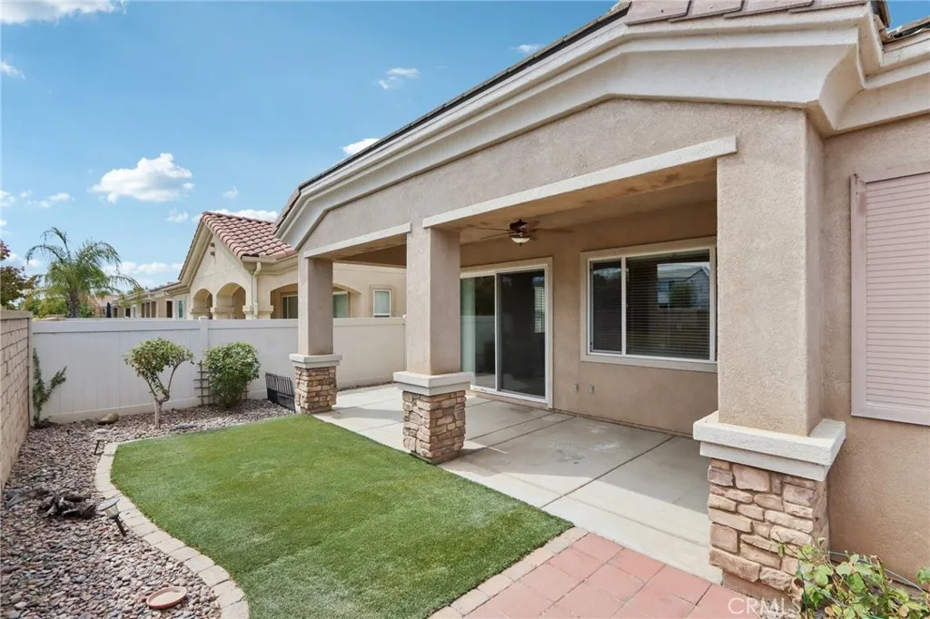 Hemet, California 92545, United States, 3 Bedrooms Bedrooms, ,3 BathroomsBathrooms,Residential,Active,196902