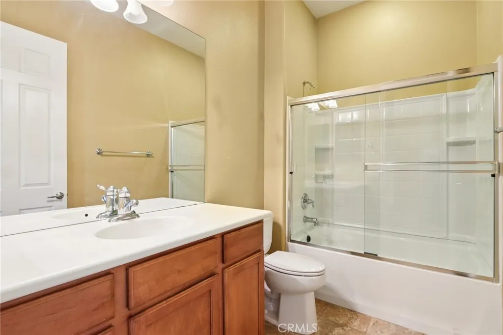 Hemet, California 92545, United States, 3 Bedrooms Bedrooms, ,3 BathroomsBathrooms,Residential,Active,196902