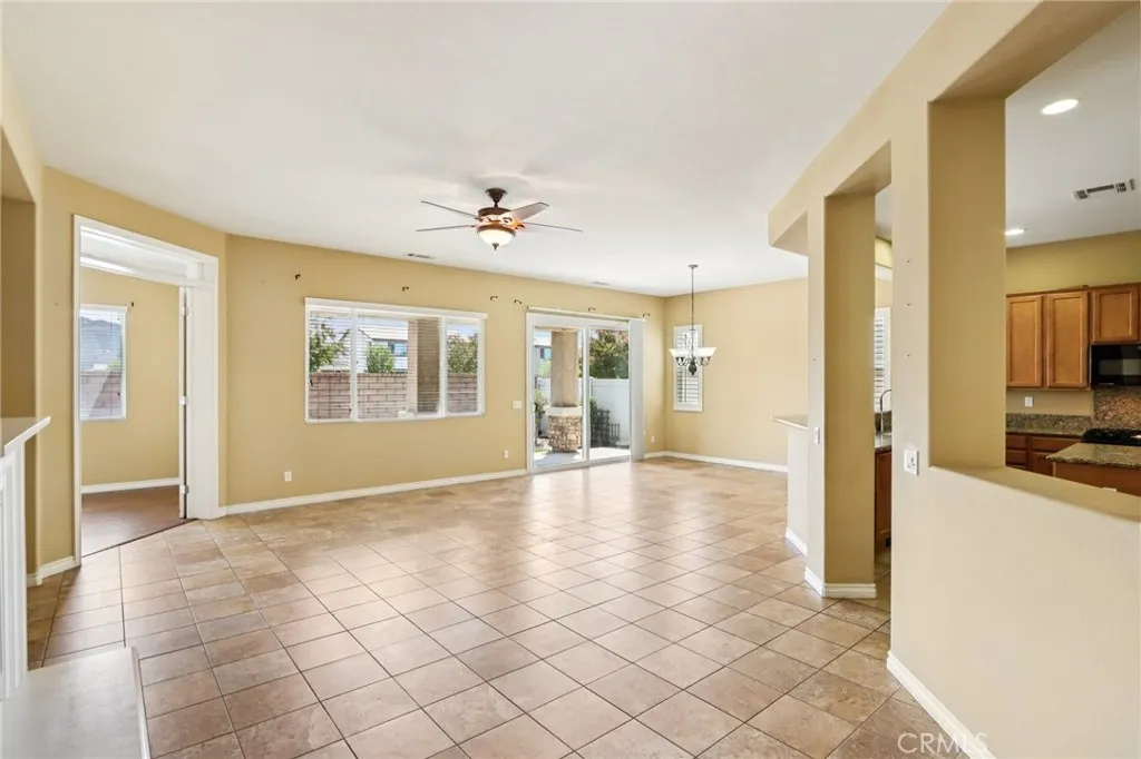 Hemet, California 92545, United States, 3 Bedrooms Bedrooms, ,3 BathroomsBathrooms,Residential,Active,196902