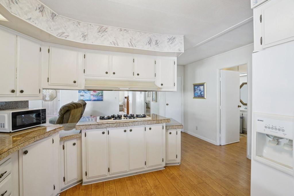 Portola Country Club - Manufactured In Park