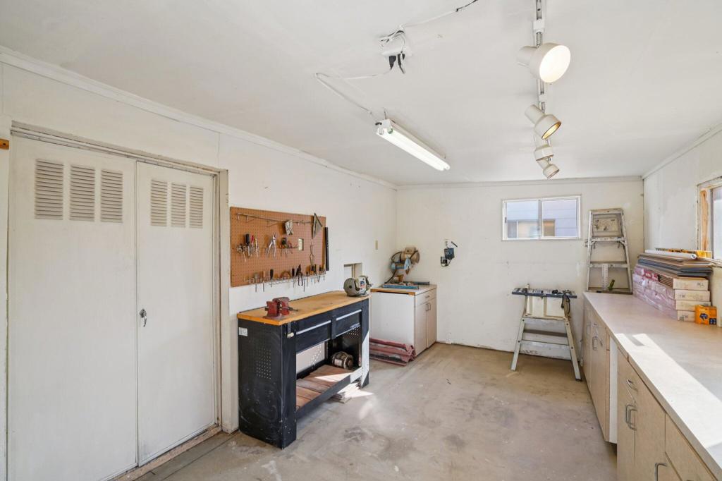 Portola Country Club - Manufactured In Park