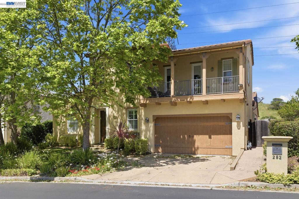282 Drummond Dr DR