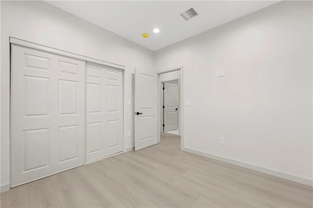 Pacoima, California 91331, United States, 3 Bedrooms Bedrooms, ,2 BathroomsBathrooms,Residential,Active,249283