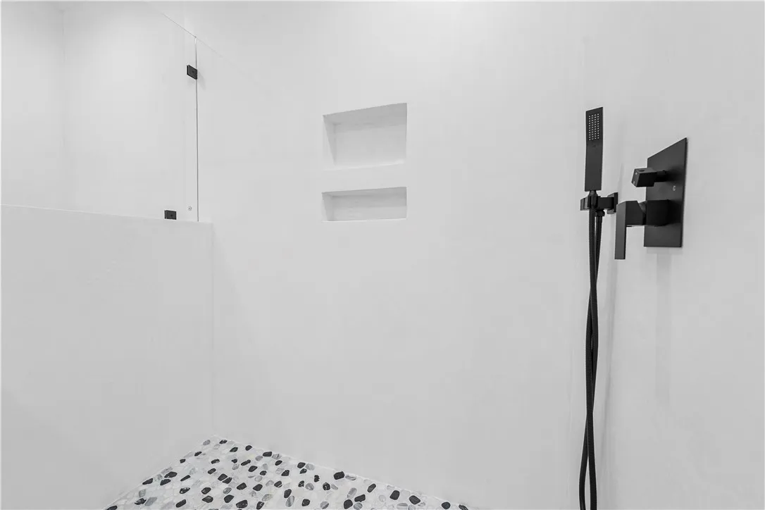 Pacoima, California 91331, United States, 3 Bedrooms Bedrooms, ,2 BathroomsBathrooms,Residential,Active,249283