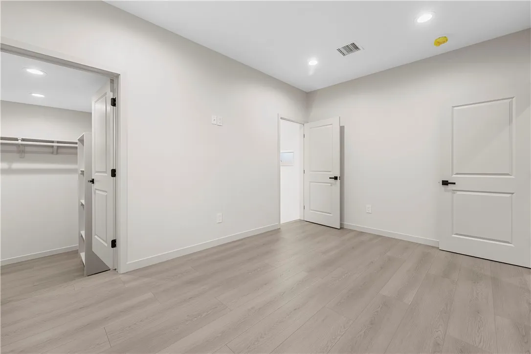 Pacoima, California 91331, United States, 3 Bedrooms Bedrooms, ,2 BathroomsBathrooms,Residential,Active,249283