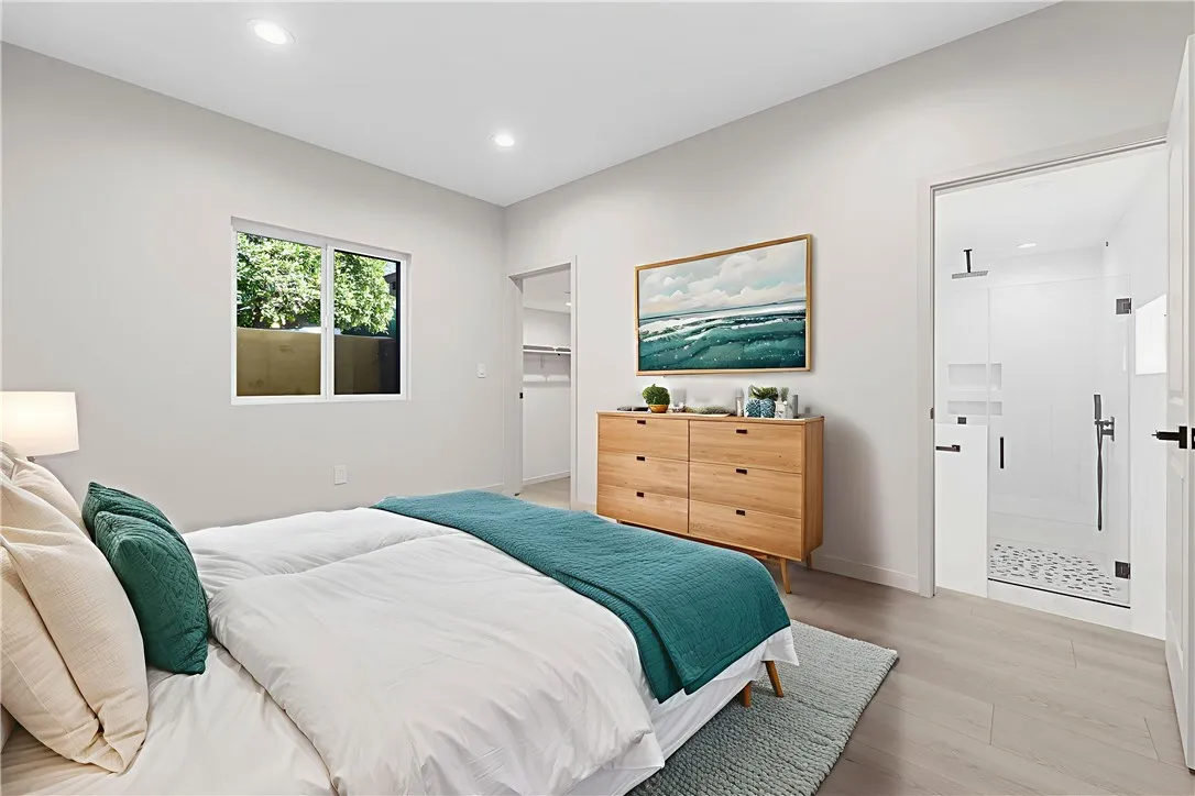 Pacoima, California 91331, United States, 3 Bedrooms Bedrooms, ,2 BathroomsBathrooms,Residential,Active,249283