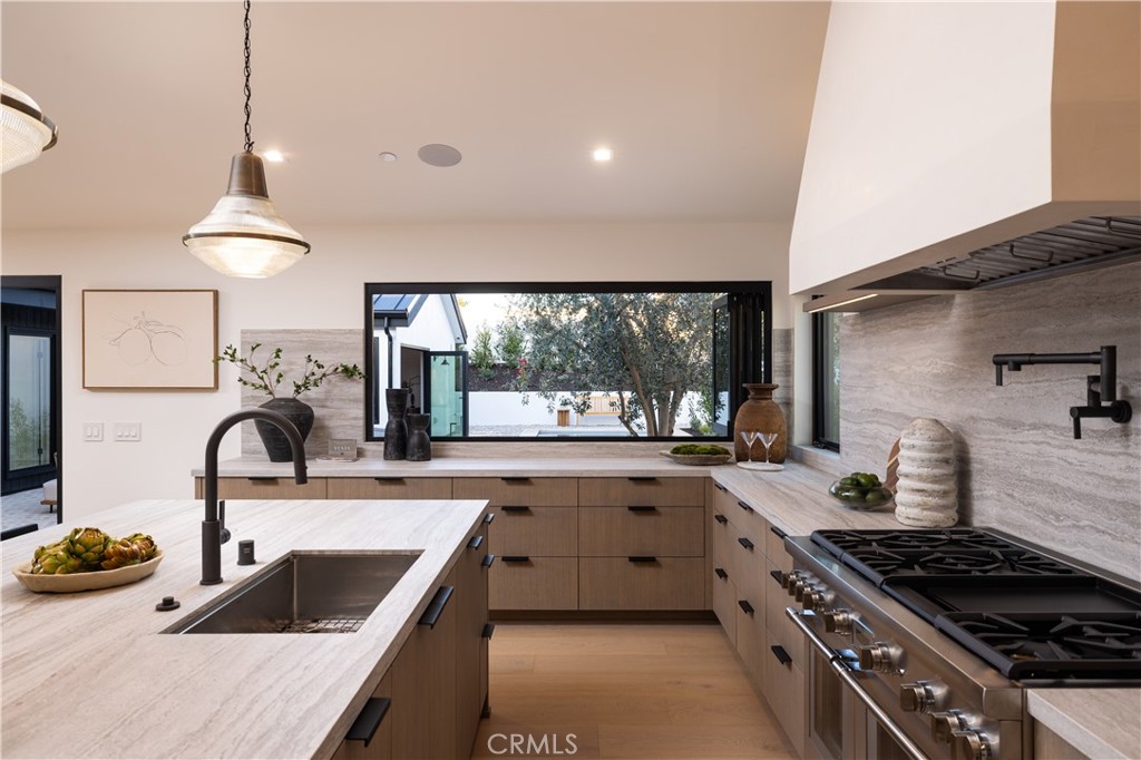 Irvine Terrace (IRVT) - Residential