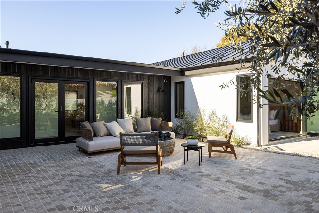 Irvine Terrace (IRVT) - Residential